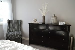 small-dressers-for-small-spaces